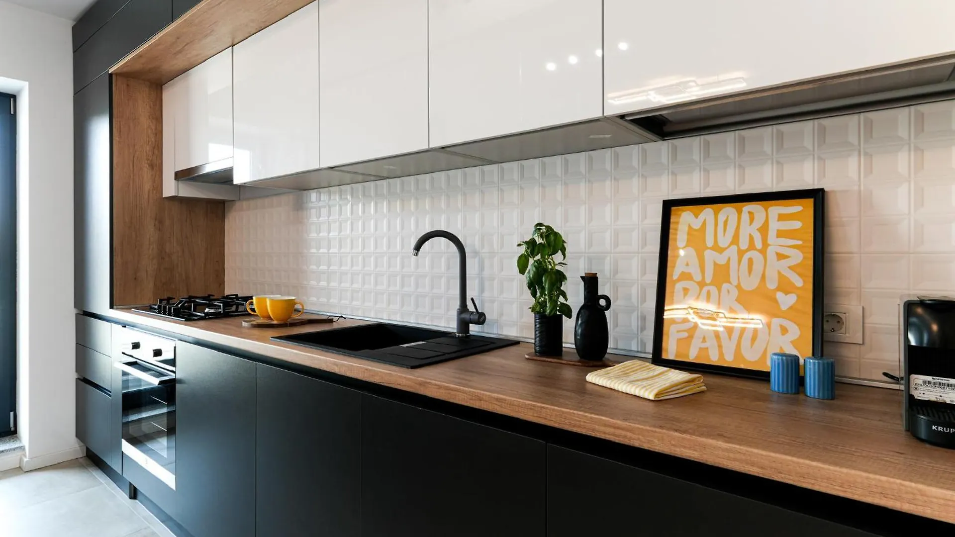Apartament Sandra - Park-View Apt With Balcony & Parking Bucureşti România