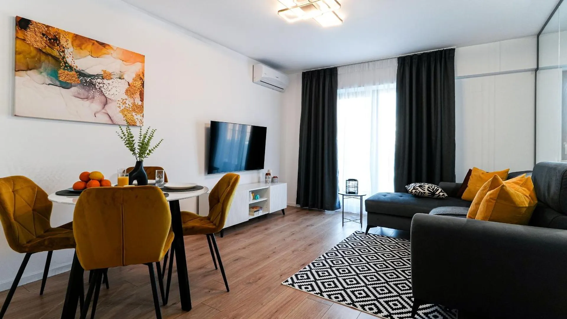 Sandra - Park-View Apt With Balcony & Parking Bucureşti Apartament