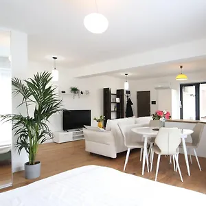 Nicolae Caramfil Apartament