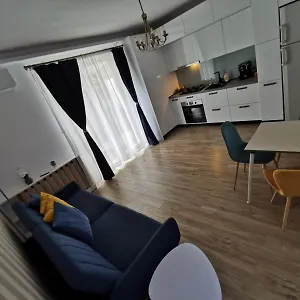 Kira Apartament